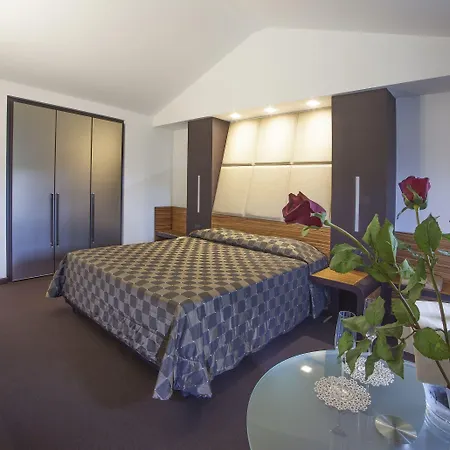 Hotel San Giorgio Palace Ibla 4*